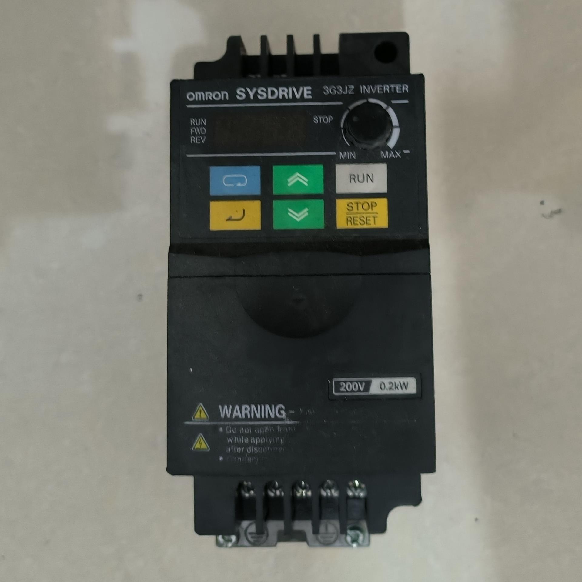 变频器3G3JZ-AB002 200V 0.2KW