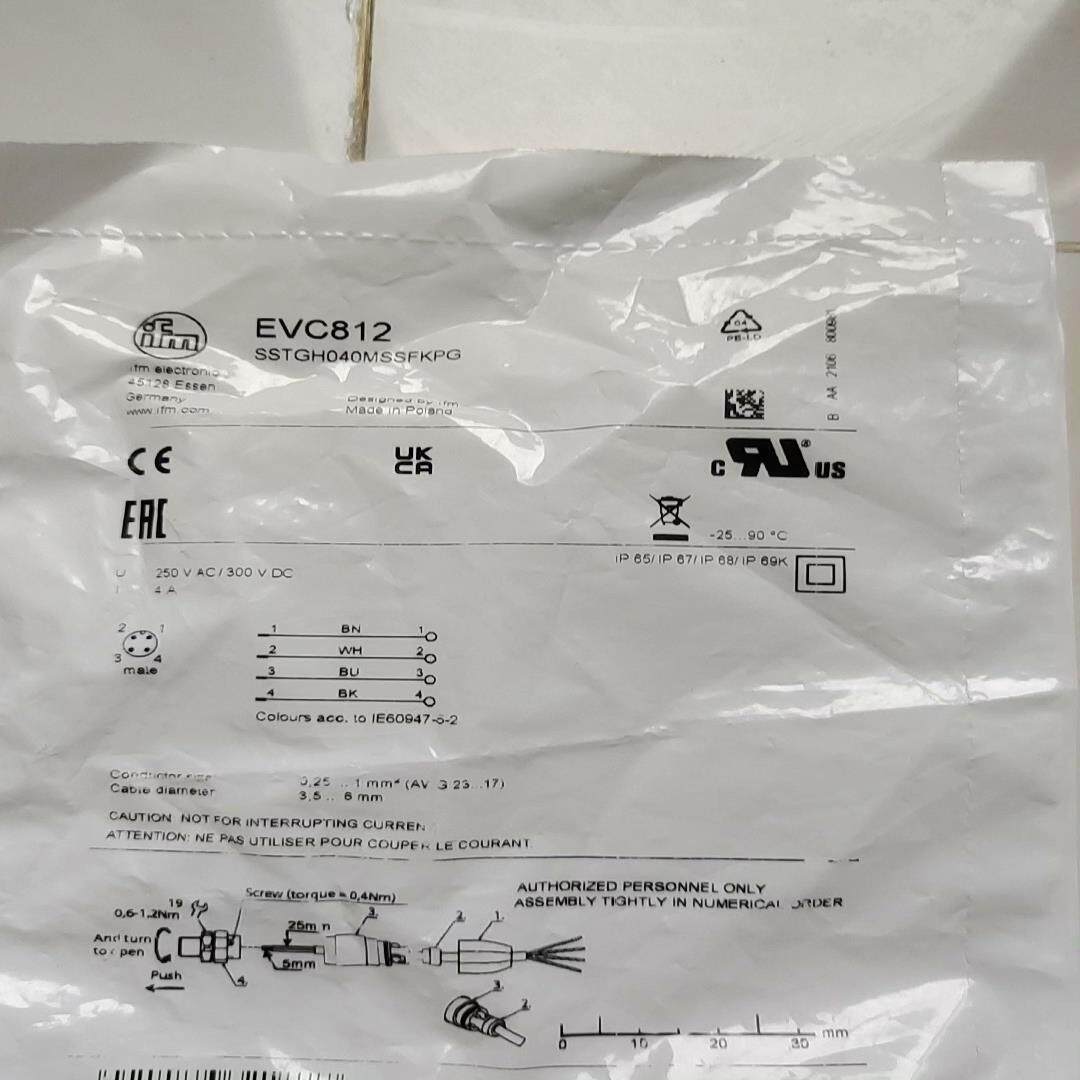 易福门原装EVC812传感器接头全新