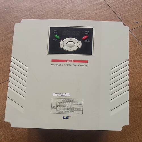 LS变频器 SV055IG5A-4  5.5KW原装 一