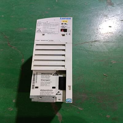 伦茨变频器E82EV152-2C900原装无