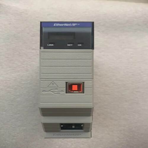 1756-EN2T  D  成色冲新，功能。