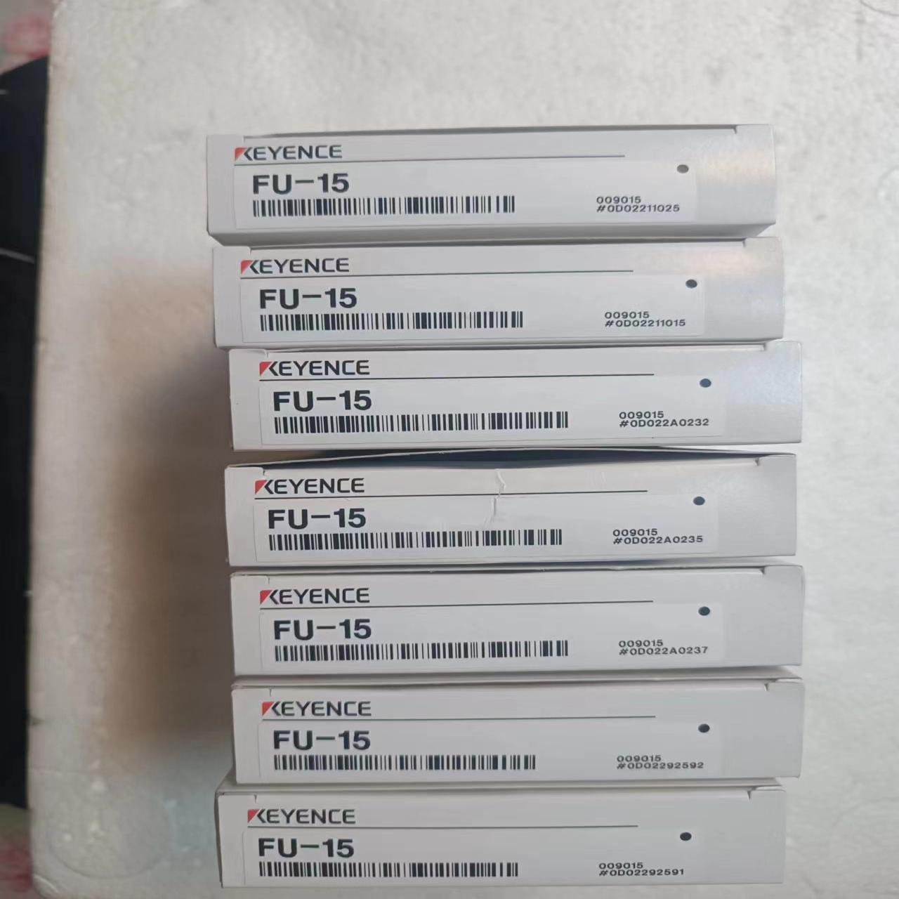 基恩士传感器FU-15，成色很好，图片实拍，8个。