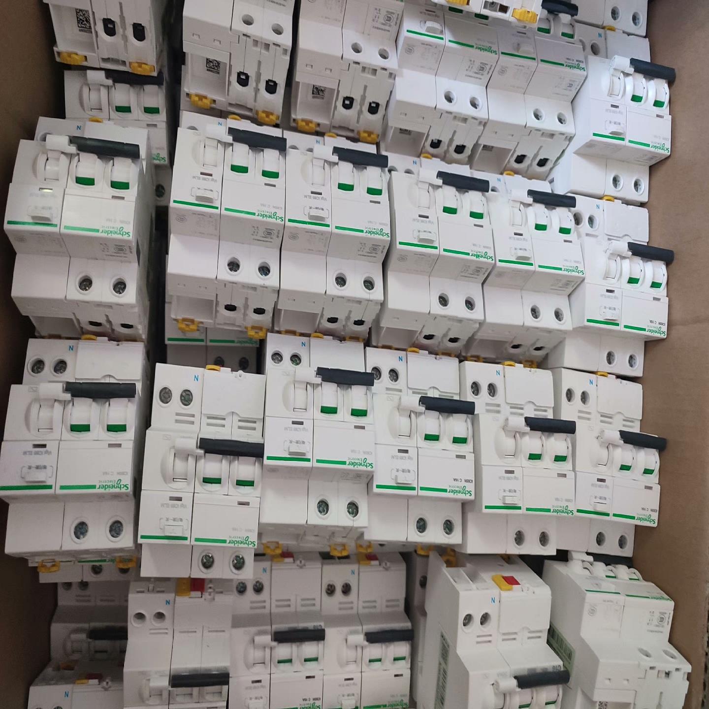 ELM电磁式漏电保护器2PC16A漏电保护器