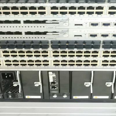 华为/Huawei  S9706框式核心交换机，成色如图，配