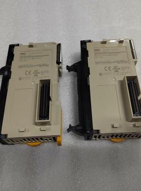 CJ1W-OD233输入模块一起2个，如图实物，标