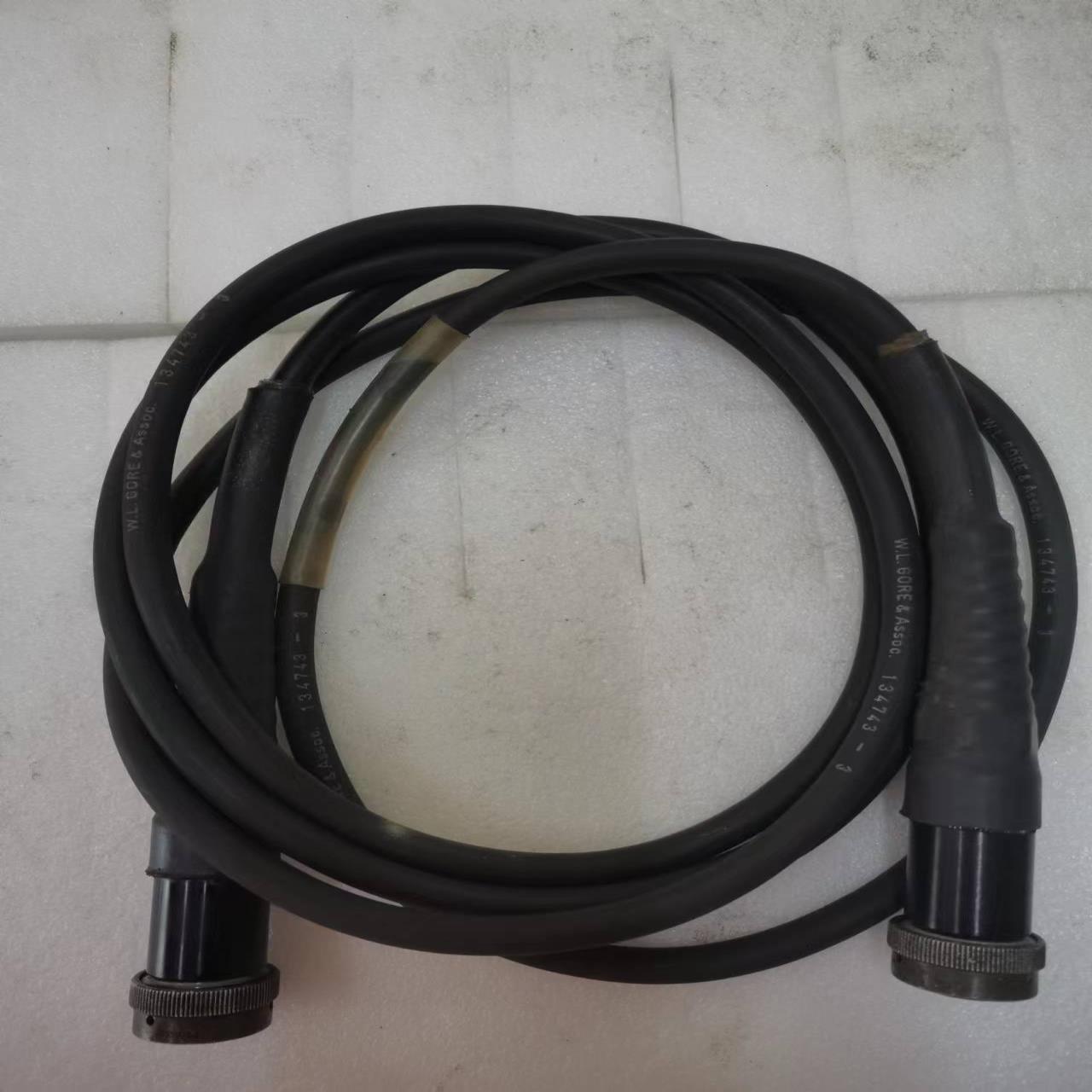 [德峰]134743-249线缆美国拆机DEM40伺服3-