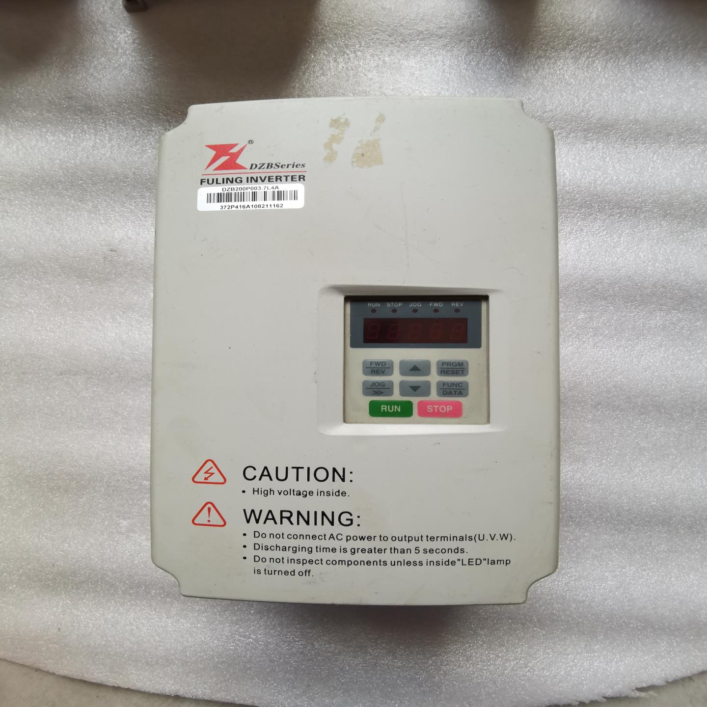 DZB200P003.7L4A 富菱变频器380V3.7KW