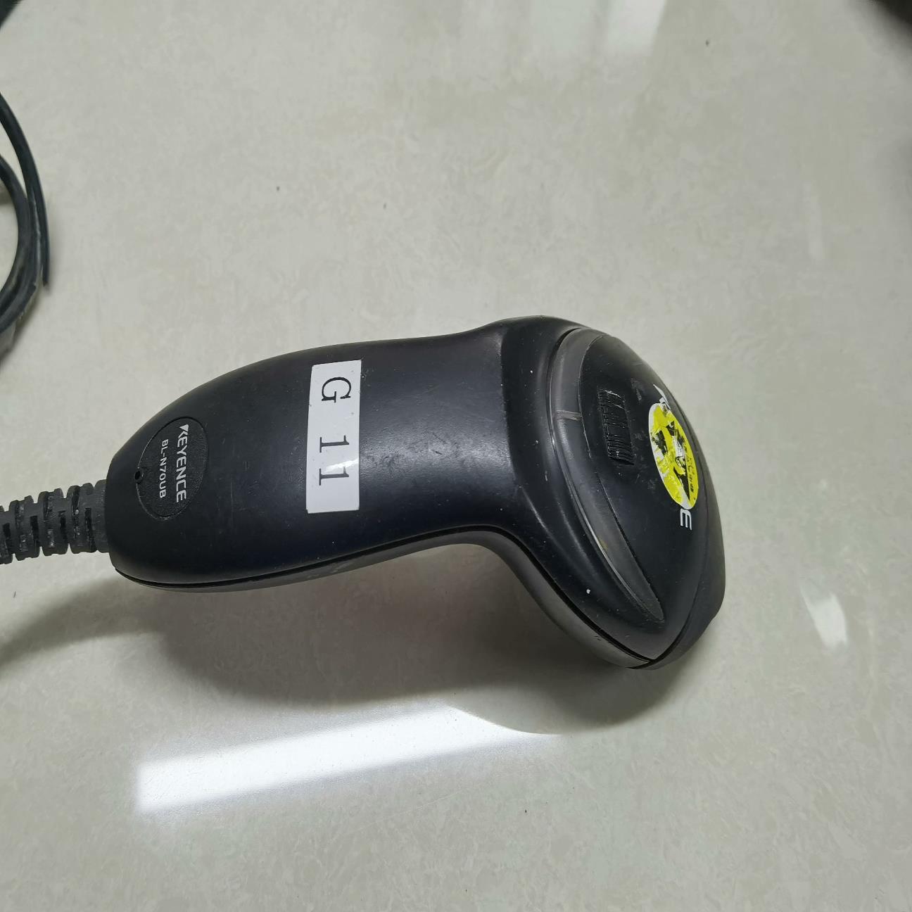 基恩士小型激光条码读取器 BL-N70UB 成色如图，需要请
