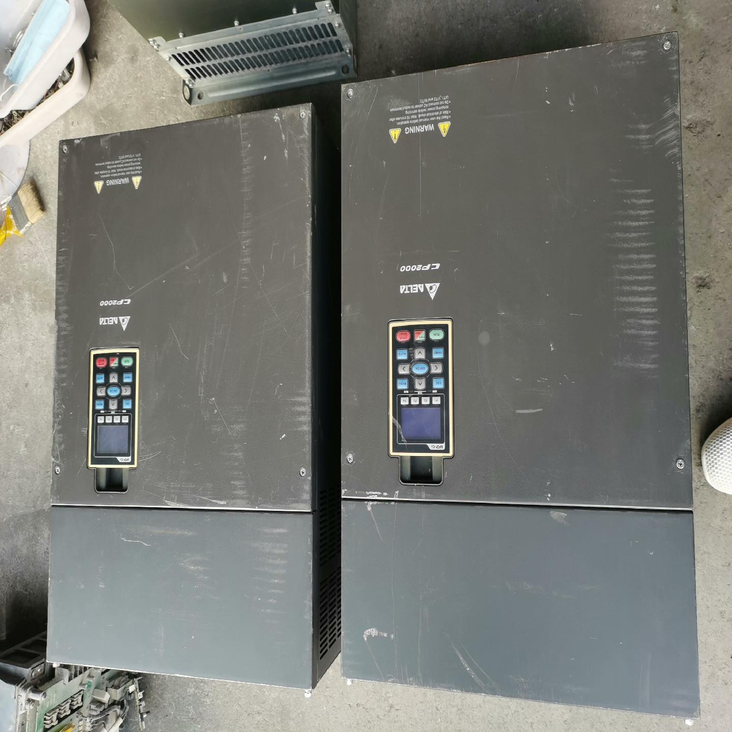 台达变频器VFD1320CP43B-21，正常使用，内部