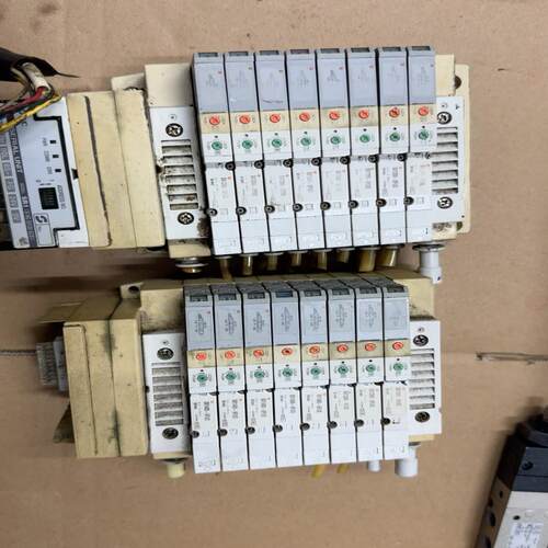 S M C电磁阀SV1300 -5FUD，SV1400 -5