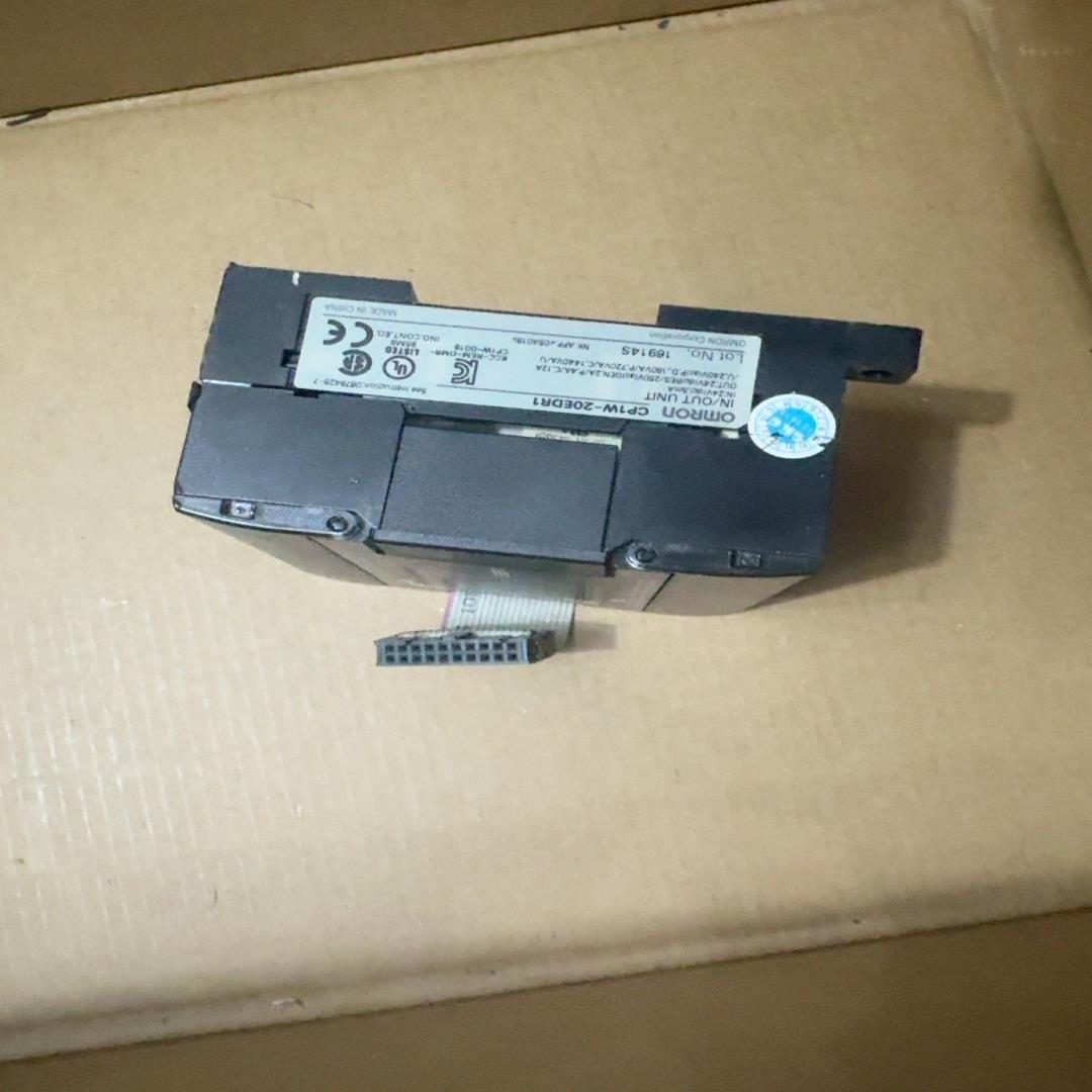 控制器CP1W-20EDR1 共1个180