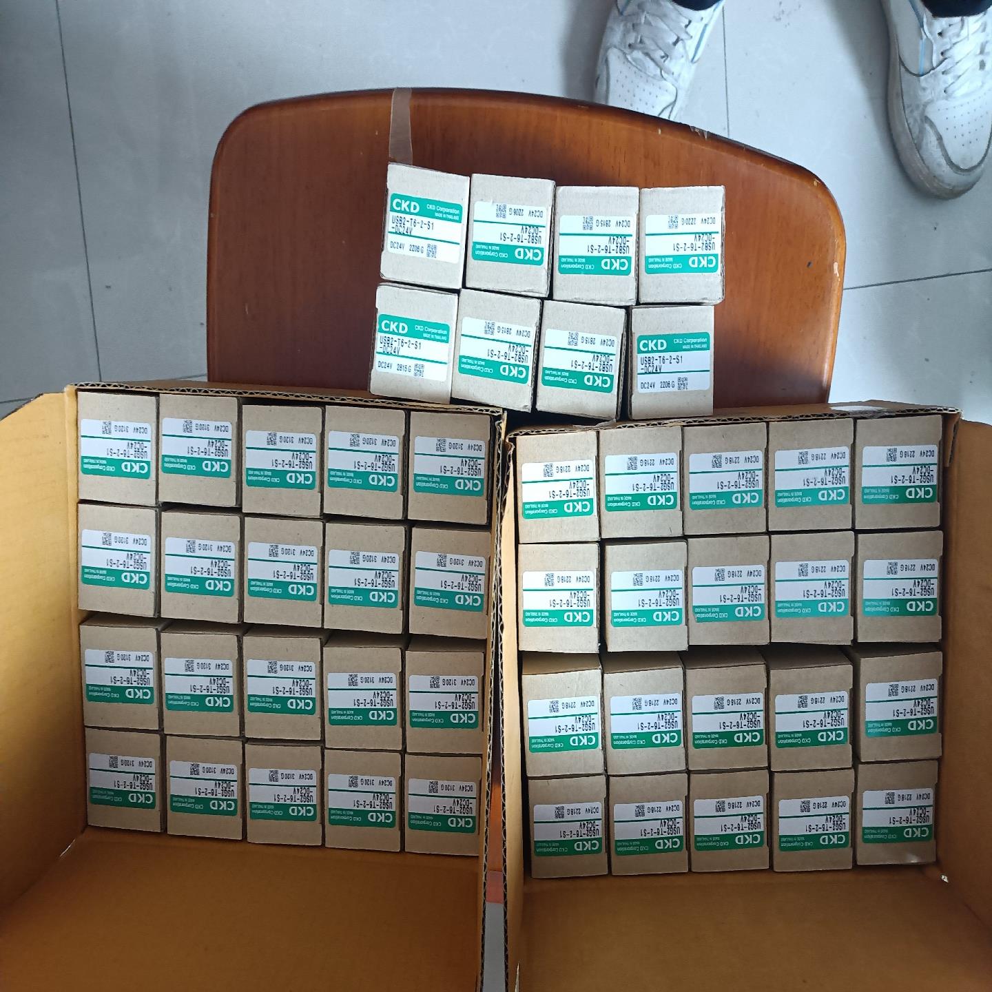 CKD电磁阀，型号：USG2-T6-2-S140PCS，