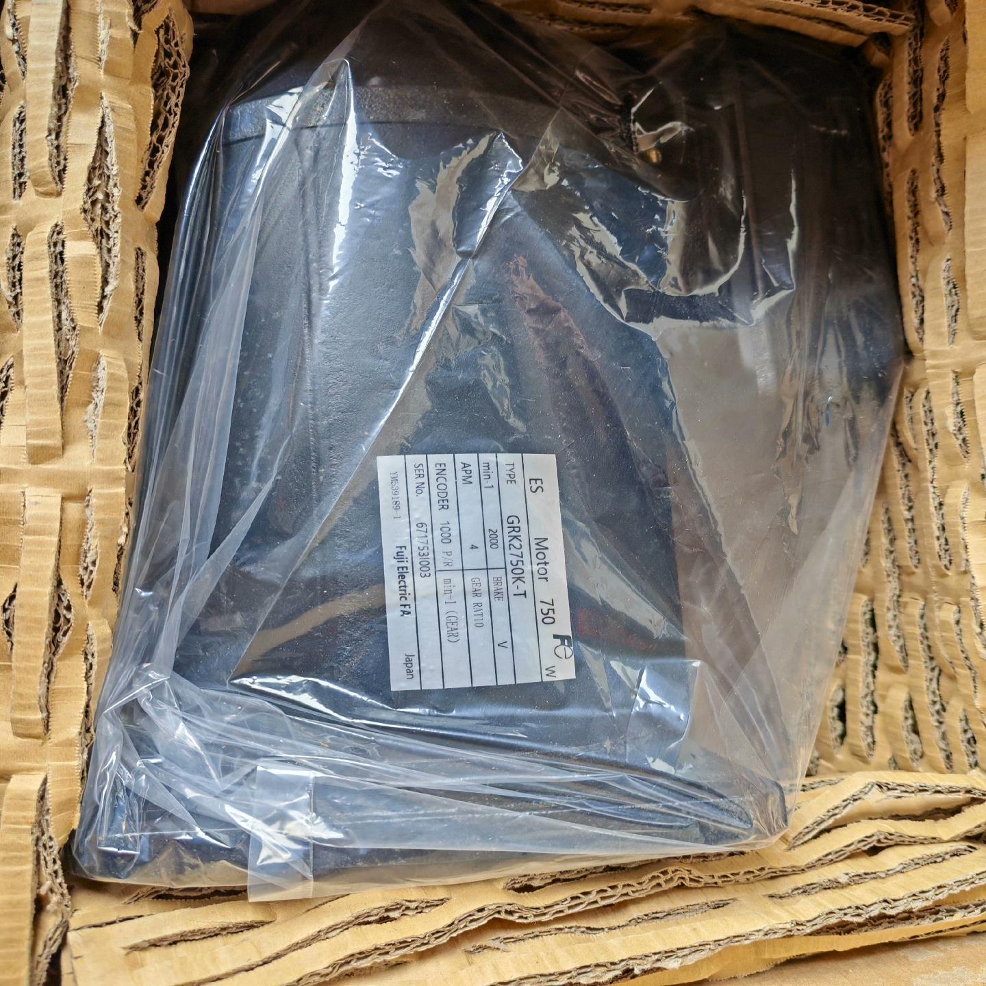 全新老款富士ES系列伺服电机，GRK2750-T，快