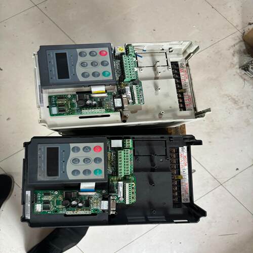 （设备配件）FB汇川7汇川AXkw-.3.7-GB变频器MD380MT3