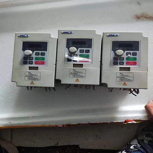 AT100-S2-1R5G艾克特220V1.5KW变频器 成