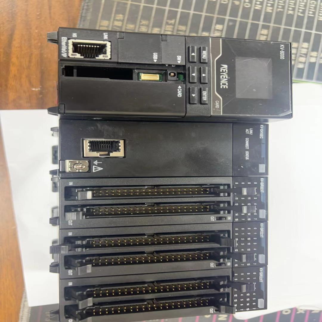 基恩士PLC。KV-8000 1600，KV-XH1