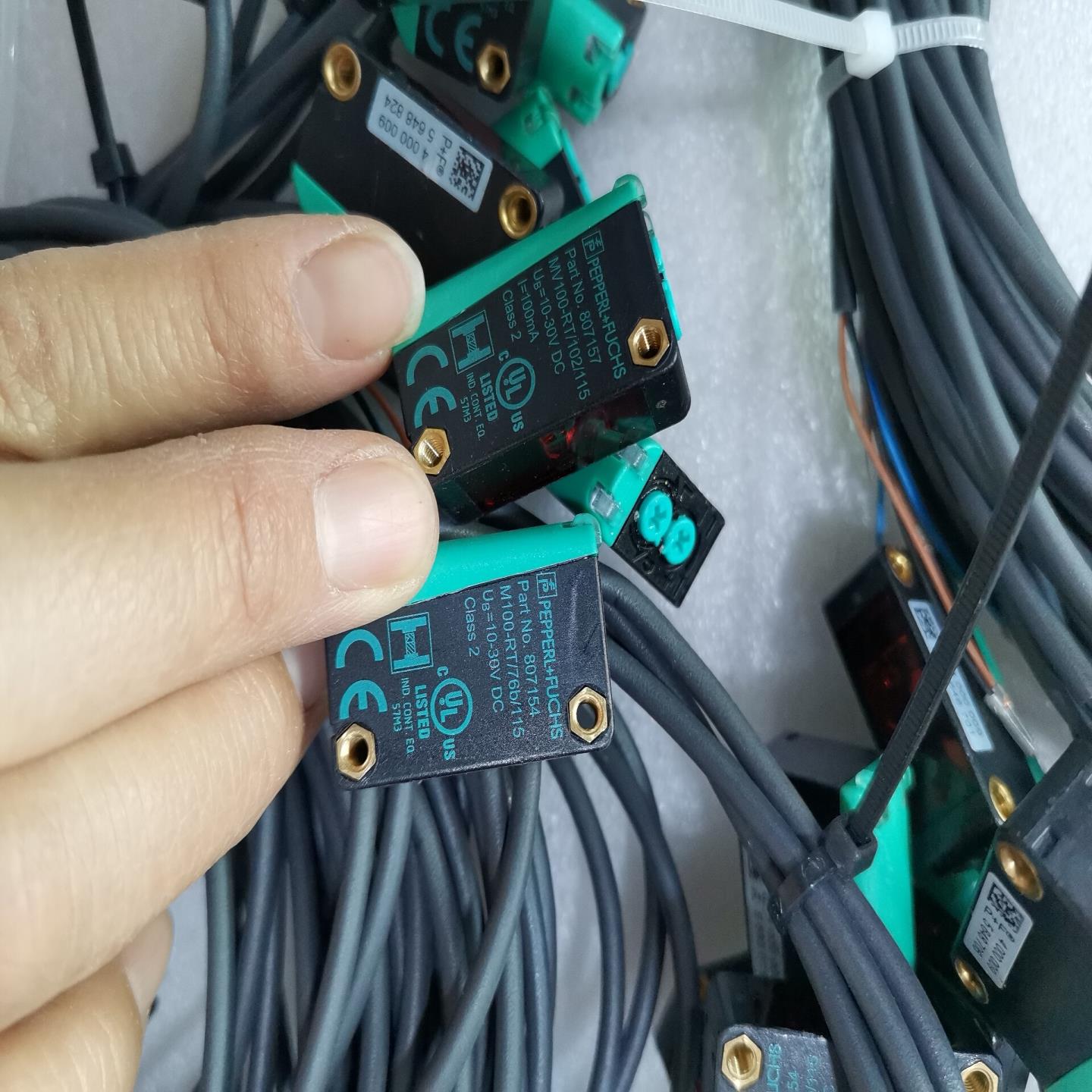 PF 倍加福光电传感器