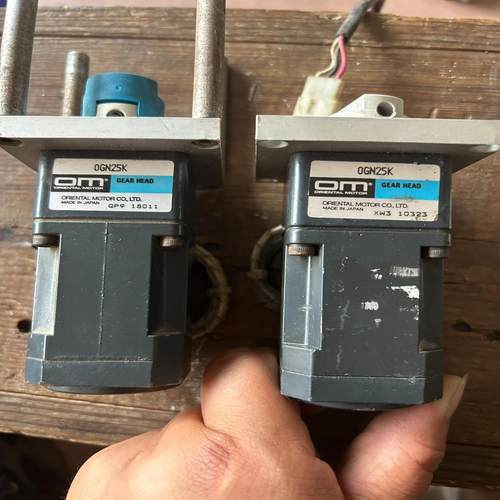 （设备配件）OM减速机电机  OGN25K步进OIK1GN-A成色很好，