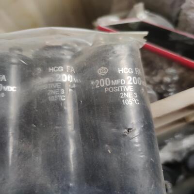 HCG 200V2200MFD议价