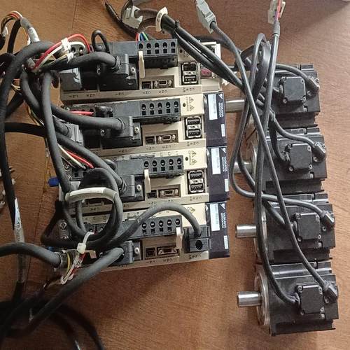 （设备配件）安川五系驱动SGDV-1R6A11B002000+SGMJV