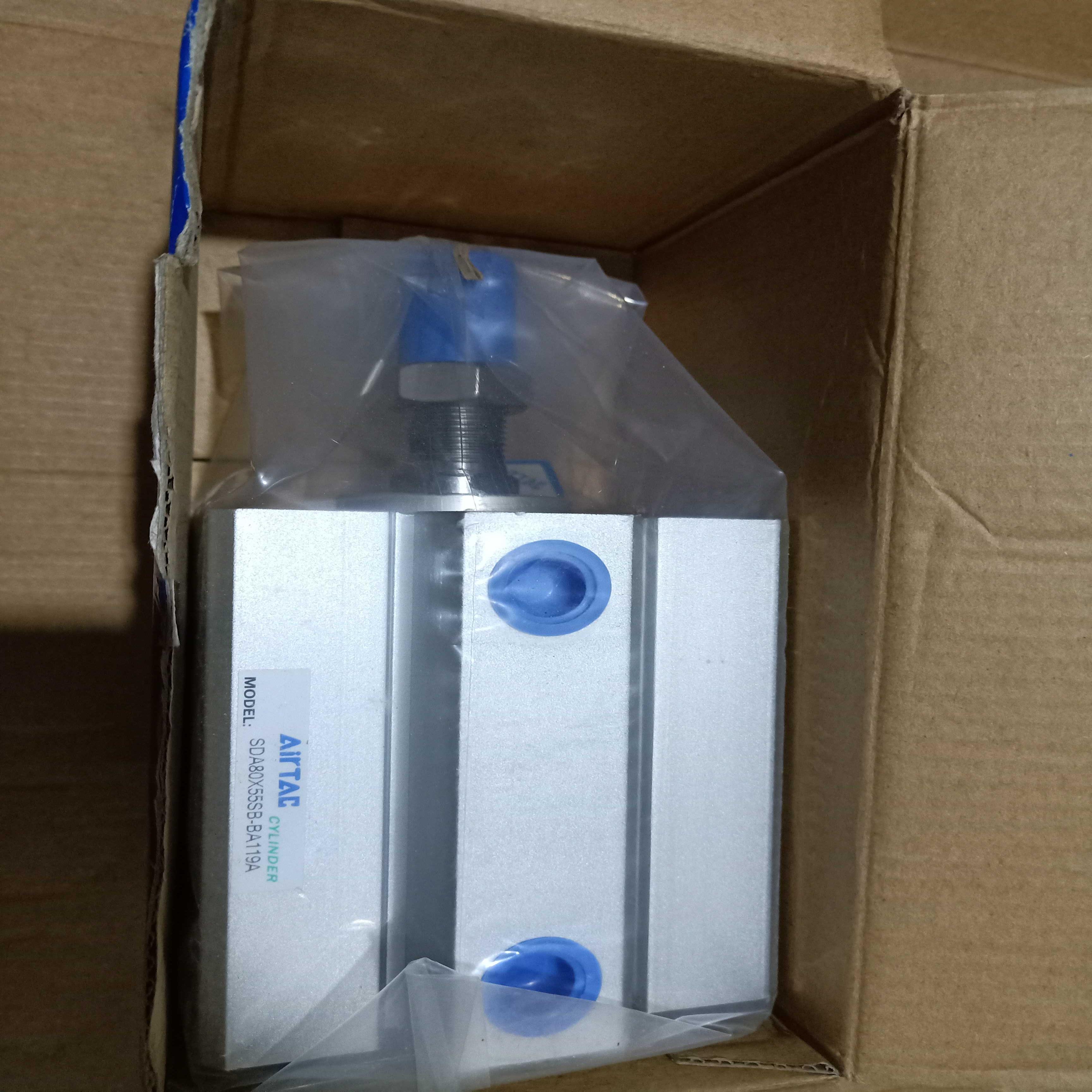 薄型气缸方缸SDA80*55SB-BA119A 3个议价