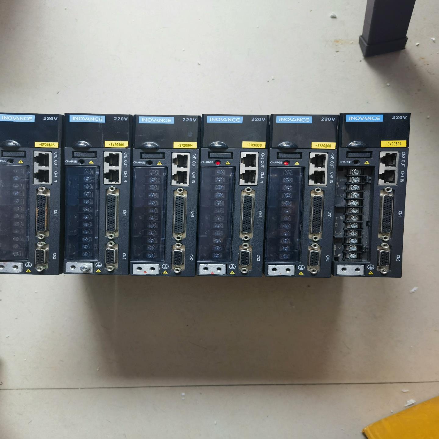 现货汇川伺服400W驱动器lS620NS2R8l一MC722