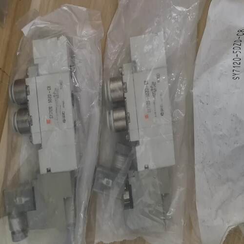 SMC全新正品电磁阀SY7120-5DZD-C8