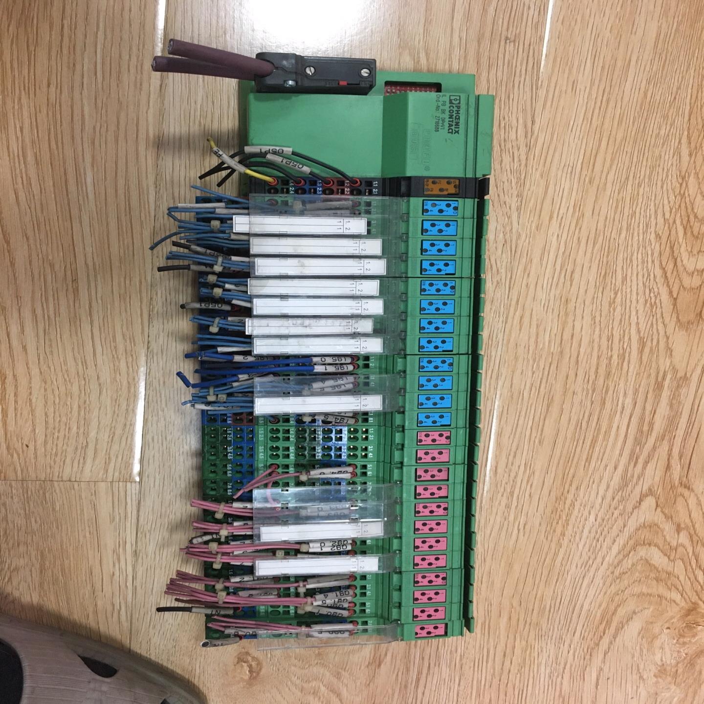 拆机菲尼克斯plc一条DO16三个DI16三个加DP/V1一