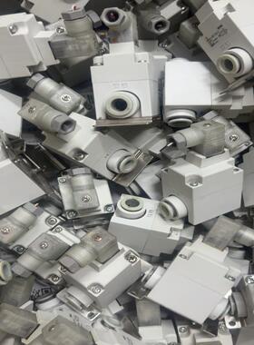 SMC电磁阀VQ31A1-5YZ-C10，原装，实物