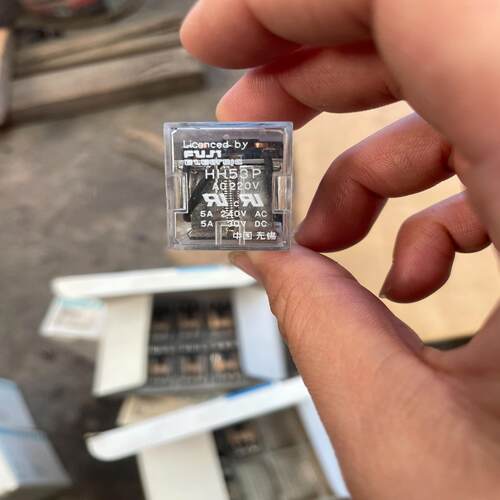 富士FUJ1 ELECTRIC继电器11角 全新还有16