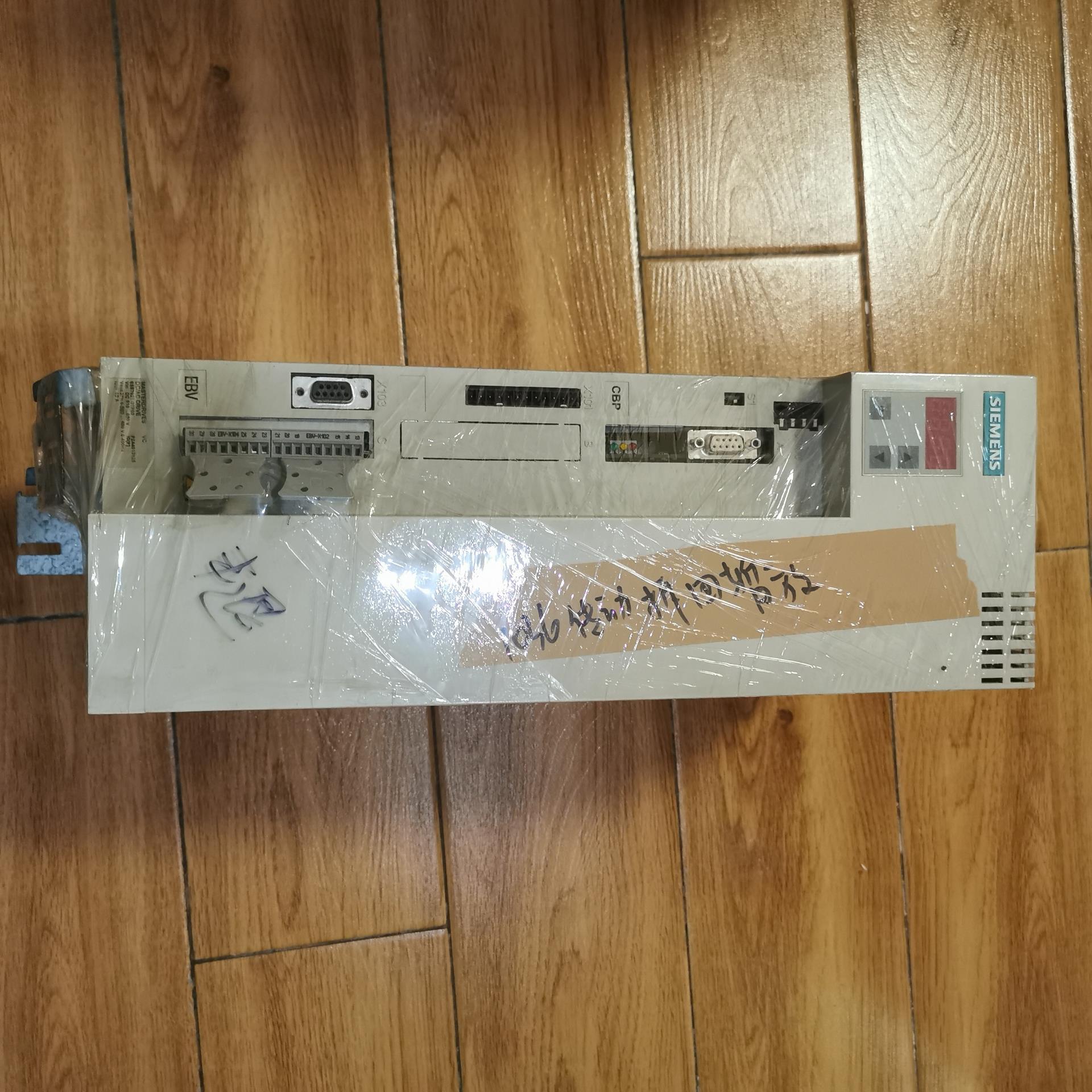 （设备配件）西门子6SE7021-3TP60-Z 成色漂亮，功能正常。