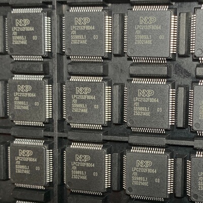 LPC2132FBD64/01 LPC2132FBD64 LPC2132 全新原装正品QFP64单片机