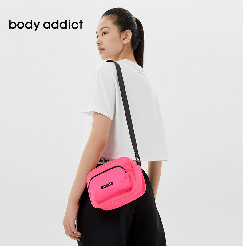 bodyaddict运动斜挎包朱珠同款
