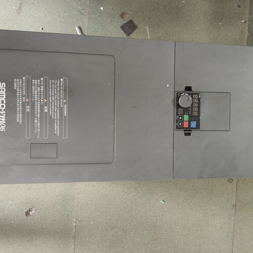 三肯变频器90KW，VM06-0900-N4，重载75KW， ~议价