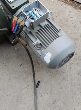 安装未用杭州嘉诚WPEDA蜗轮蜗杆双级减速机，速比是1:15 ~议价