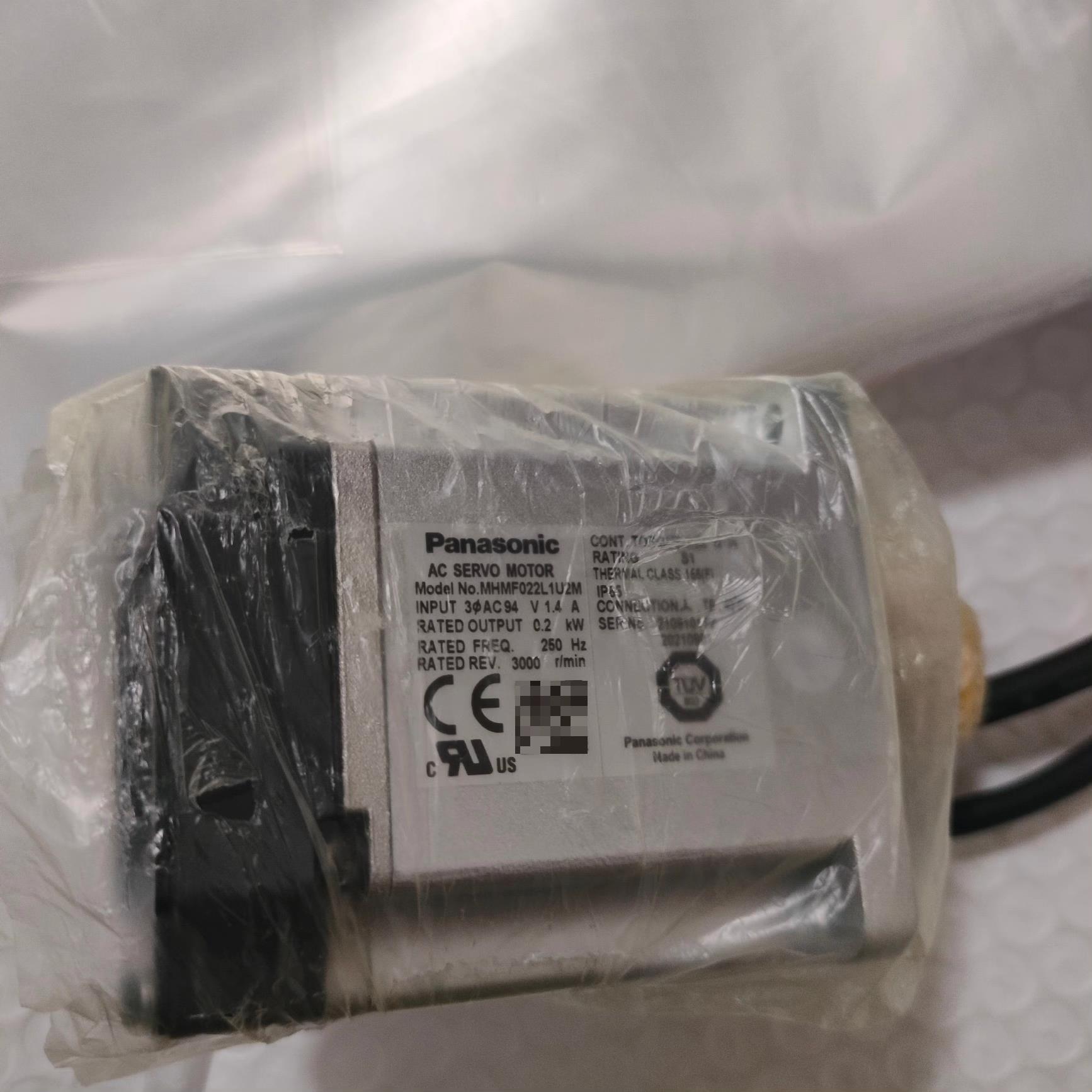 全新原装200W伺服电机MSMF022L1U2M，剩