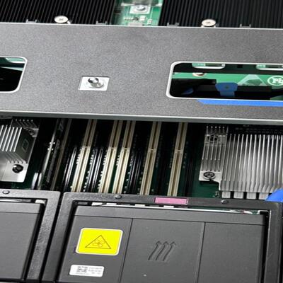 华三R5300G3  12LFF  支持8张双宽