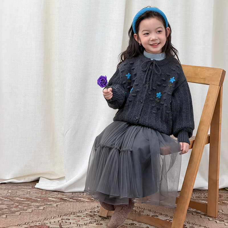 Yumi妈女童冬季森系针织开衫儿童立体花手工小花毛衣外套25H169