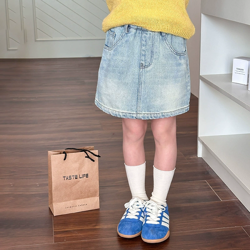 女童时髦辣妹风磨白半身裙