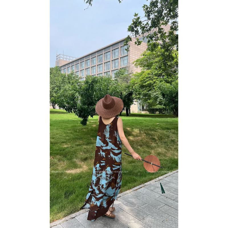 【庞贝宽肩带】HL棉绸夏季印花气质复古简型腰带后开衩宽肩吊带裙图片