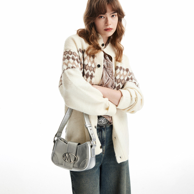 MLMR冬季新款设计感毛针织衫