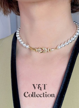 VT 原创设计大牌感轻奢结扣项链 凡尔赛迷雾锆石双扣珍珠项链