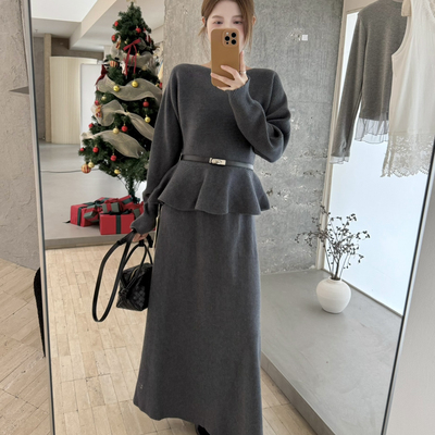 VI+（唯一家）-韩风气质针织衫+百搭针织半身裙套装(配腰带)50936