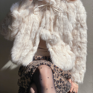 舒适百搭保暖羽绒服外套N0020D 冬上新毛球系带短款 歌铭 APXIVI