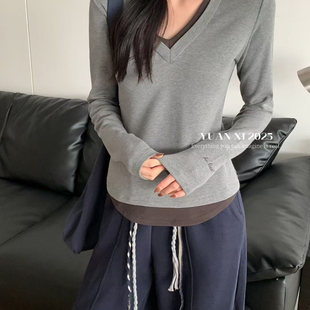 YS26235 打底衫 元 熙冬上新加绒发热磨毛绒V领撞色设计长袖