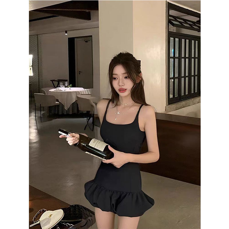 黑色方领吊带连衣裙女夏