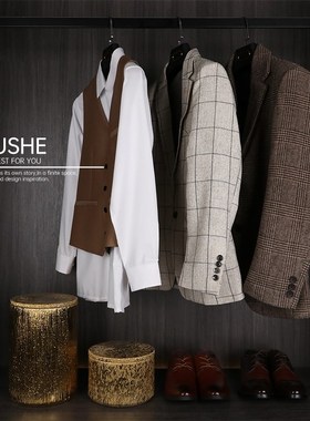 初舍印象a 样板间主卧男士衣柜衬衫西服陈列组合套装摆件饰品