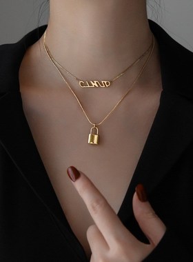 简约冷淡风双层字母锁头项链女锁骨链小众韩国不掉色520轻奢高级