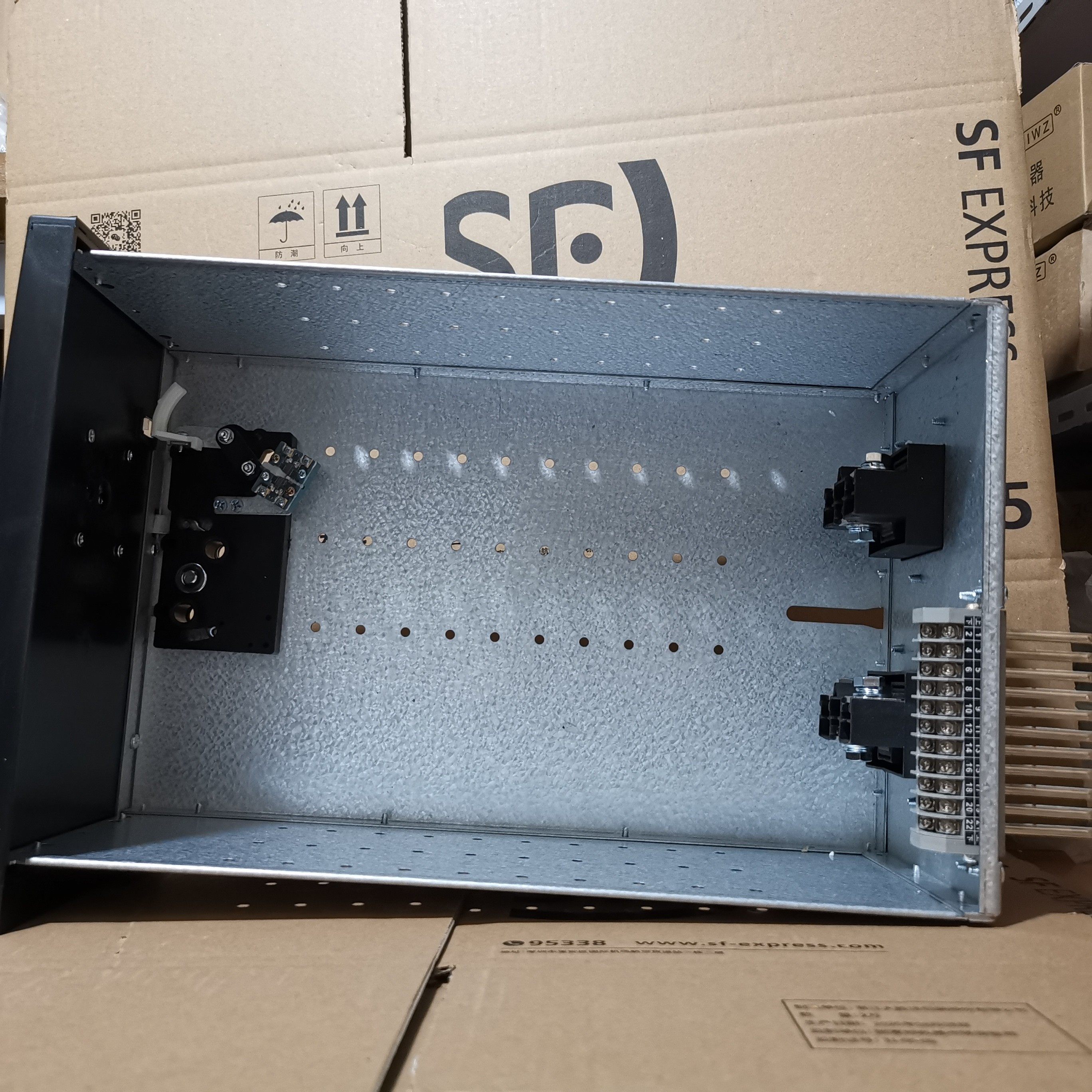 中意8E/2单元抽屉全塑宽窄边条 SLCT-2-2 黑色/含机构450深装好,清洗/食品/商业设备,风口/风叶/风机配件,淘宝优惠券,粉丝福利购,淘宝优惠卷