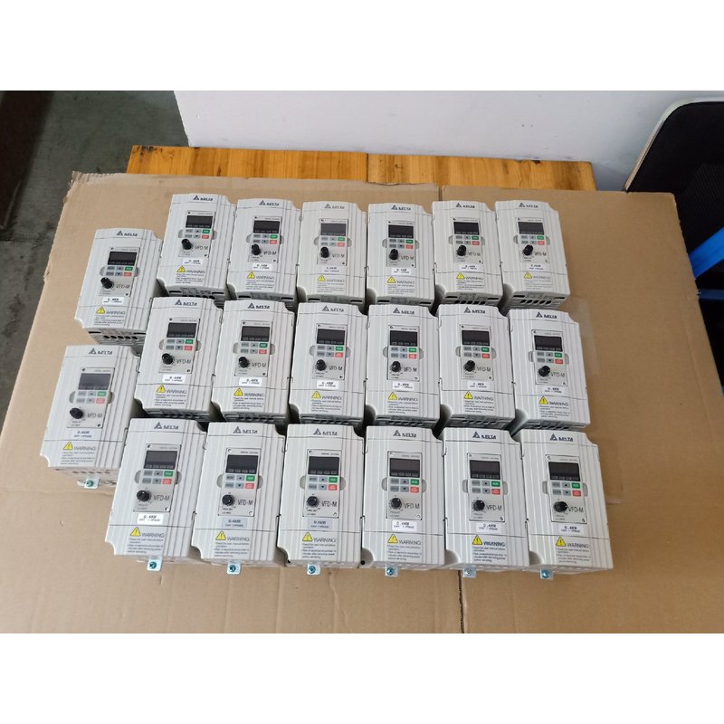 询价议价台达m系列变频器vfd004m21a很漂亮0.4kw220v议价